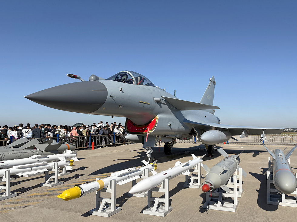 A J-10C, the current version with a reported AESA radar and PL-15 missile.