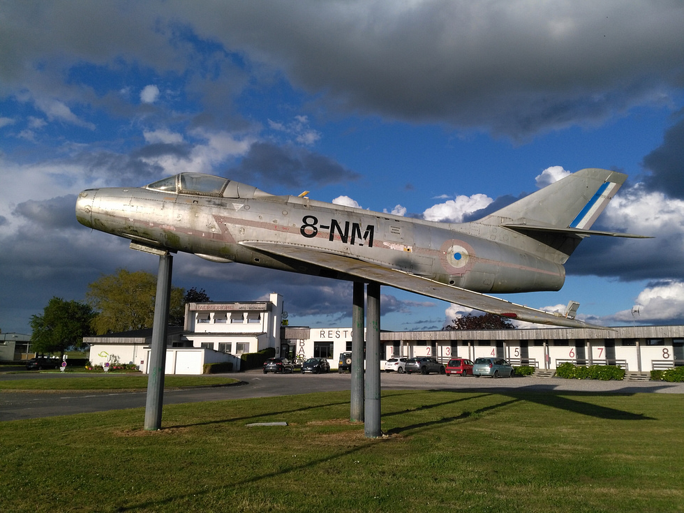 The swept wing and nose intake in profile a shape that echoes the F-86 Sabre.
