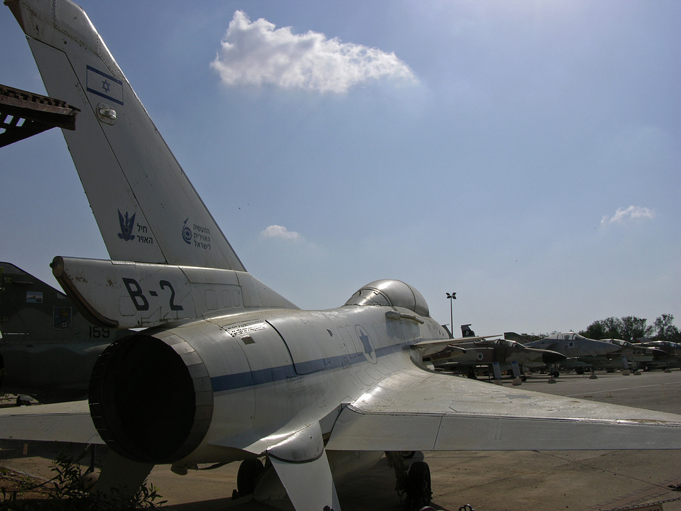A detail view of the preserved Lavi delta wing, canards and prototype markings.