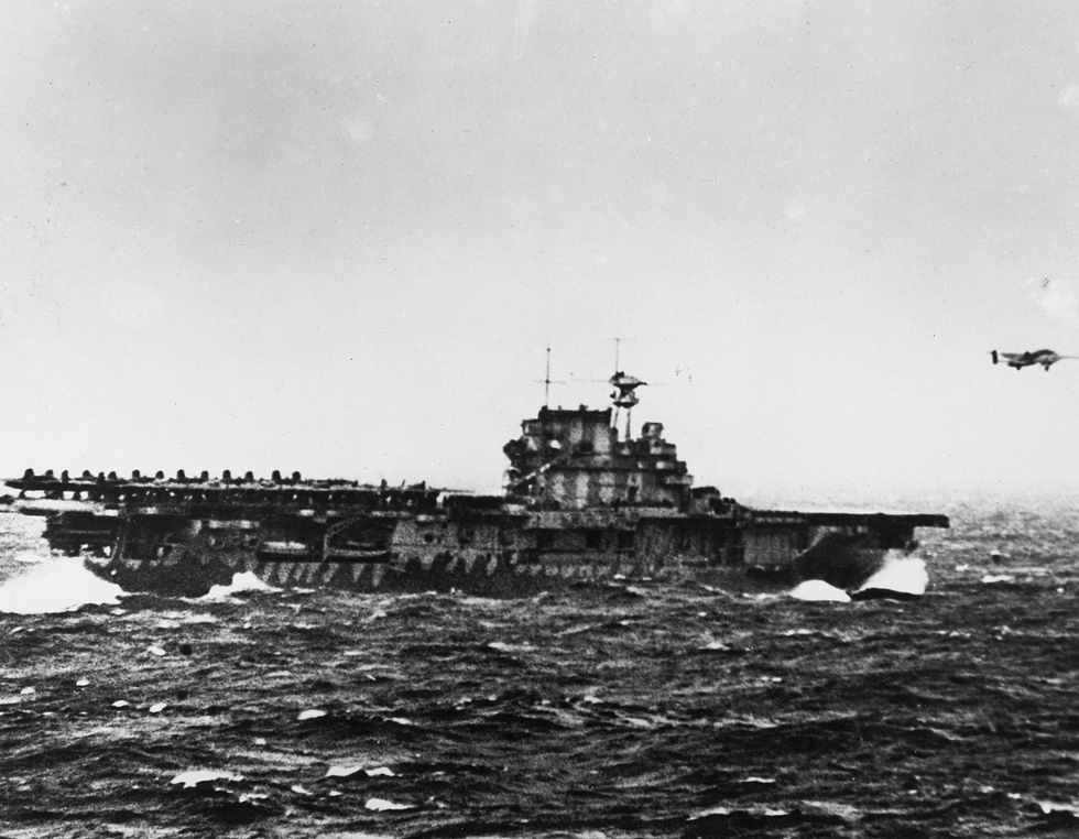 A B-25 launches from the deck of USS Hornet for the Doolittle Raid, 18 April 1942.