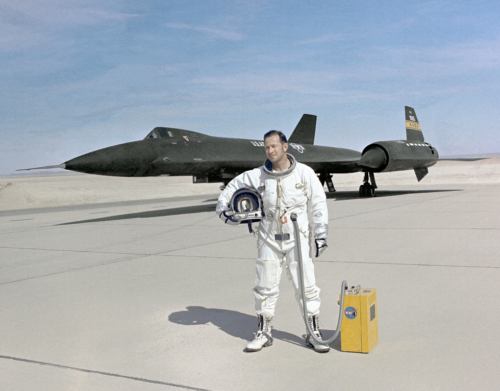 NASA test pilot Don Mallick in a full pressure suit before YF-12A 60-6935.