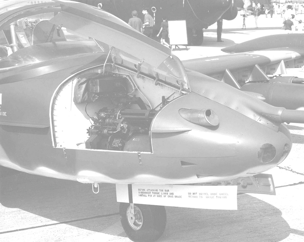 The nose-mounted GAU-2 7.62mm minigun the Dragonflys built-in gun.