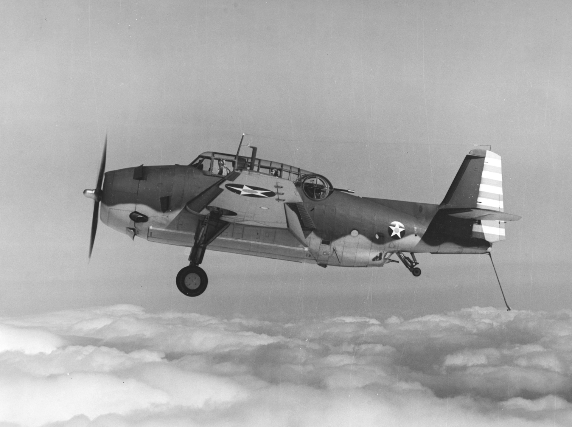 Grumman TBF Avenger US Navy torpedo bomber in flight