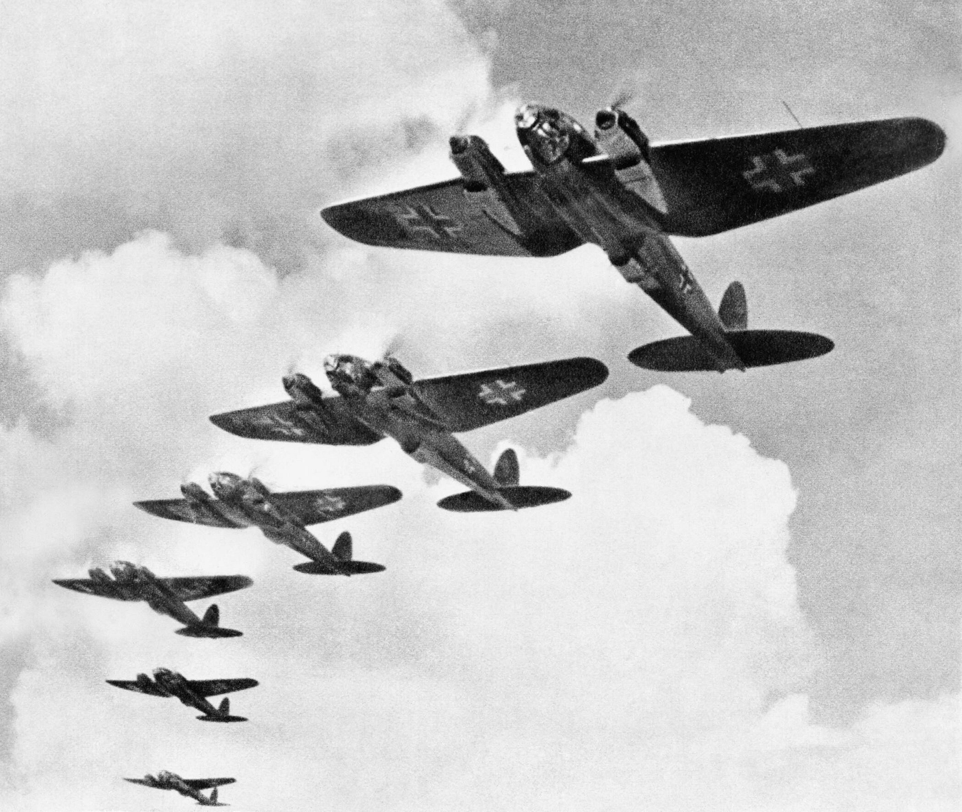 Heinkel He 111 German medium bomber in flight