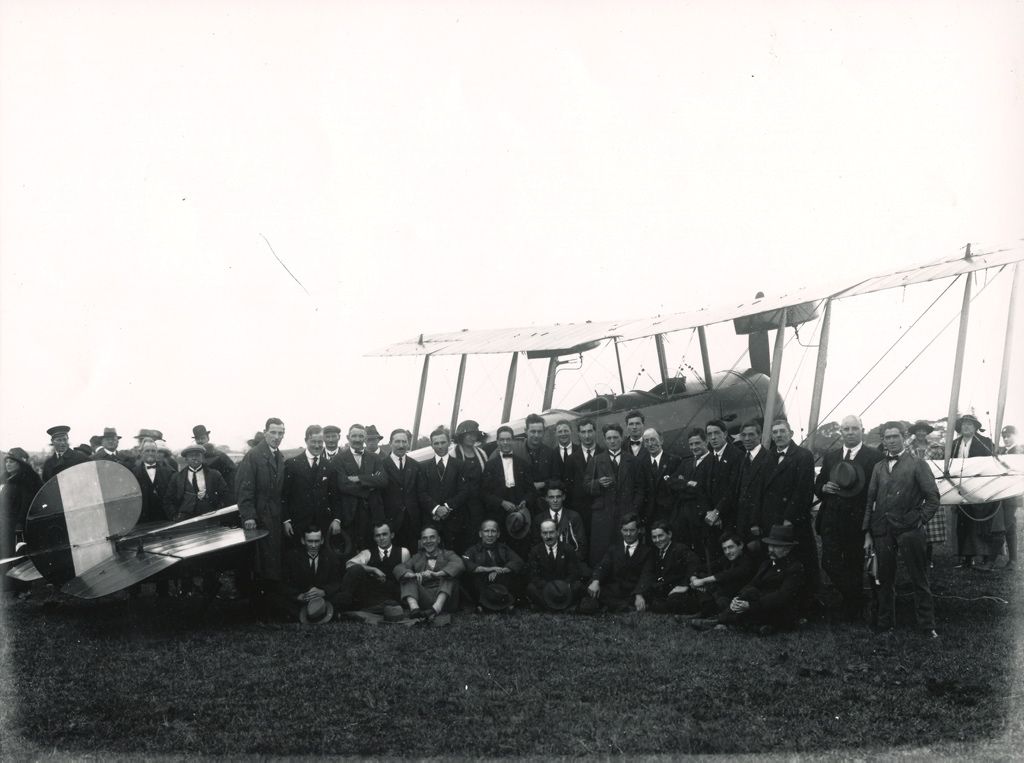 Avro 504 photograph
