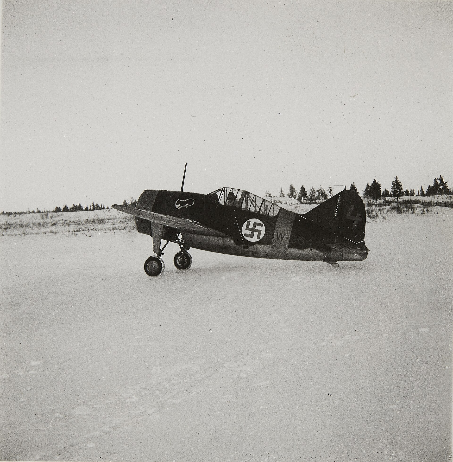 Ilmari Juutilainen's Brewster BW-364 Orange 4 in winter 1942-43