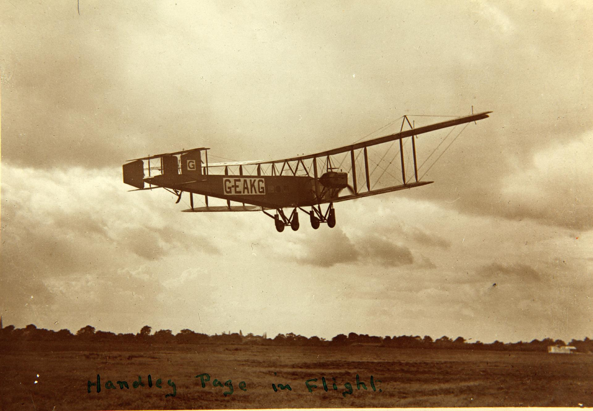 A civil Handley Page O/400 conversion (G-EAKG) in flight after the war.
