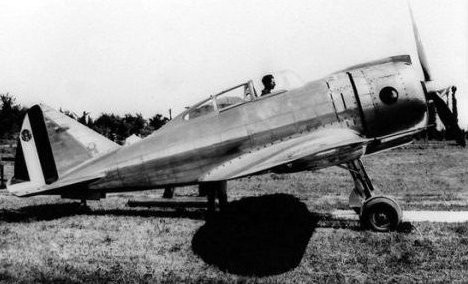 Reggiane Re.2000 Falco I in Italian markings