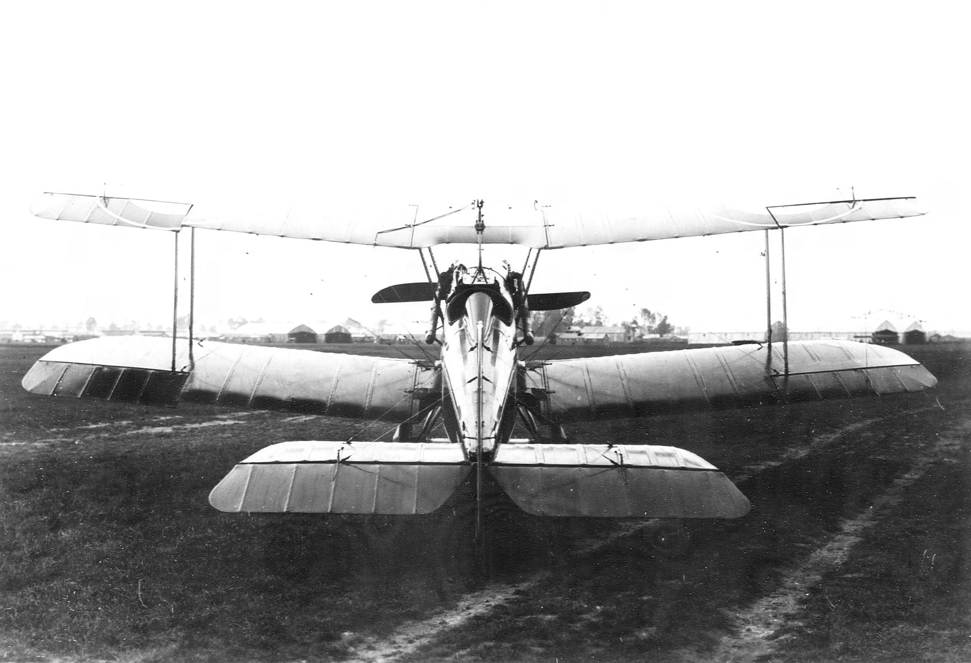 Royal Aircraft Factory S.E.5 at the US Air Service centre, Romorantin, 1918