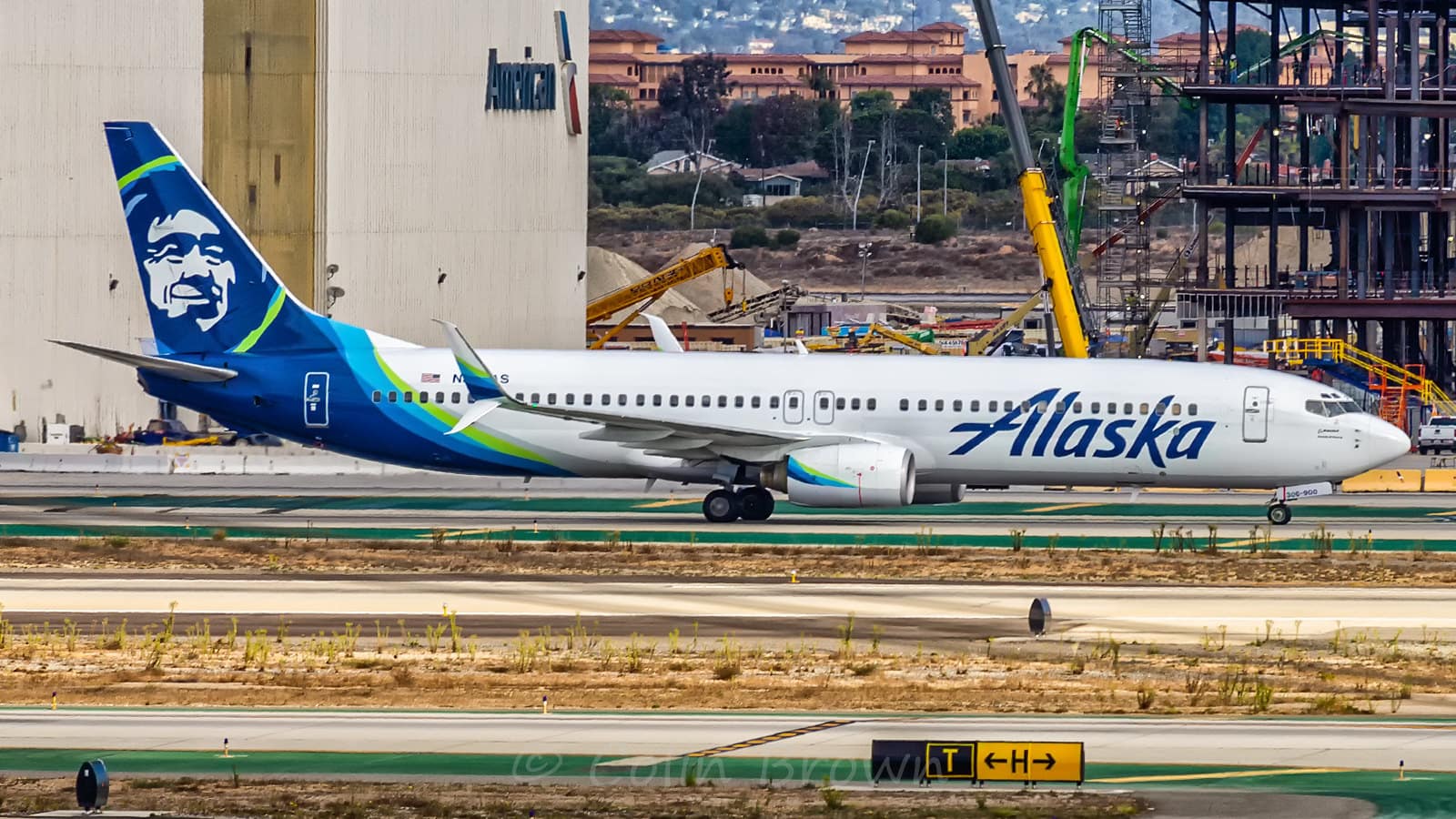 Alaska Airlines Boeing 737-990 N306AS