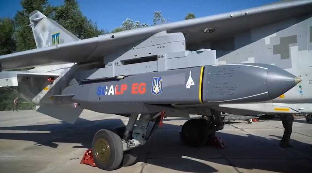 SCALP EG cruise missile mounted under the wing of a Ukrainian Su-24M