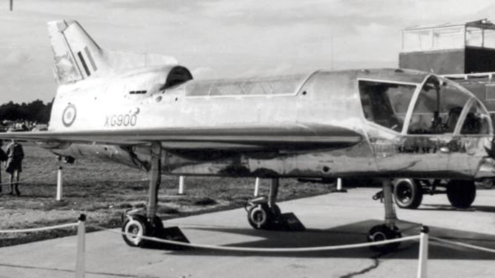 The Short SC.1 VTOL research aircraft XG900 at the Farnborough SBAC show in September 1958