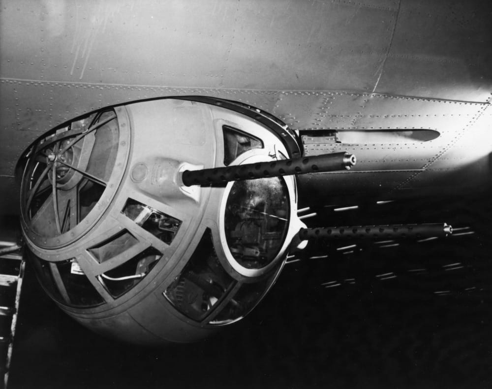 sperry-ball-turret-b17-wwii-featured