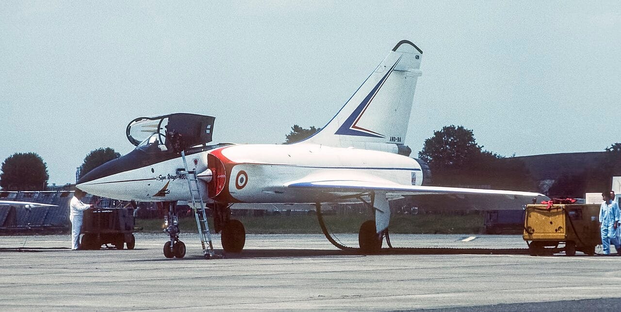 Dassault Mirage 4000 at Paris Air Show 1981 Dassault Mirage 4000 prototype at the 1981 Paris Air Show