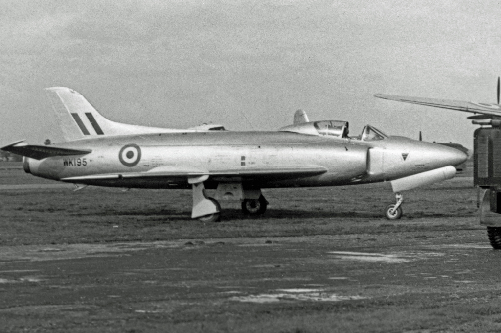 Supermarine Swift F.1 WK195, 1953 — an example of the troubled early fighter marks