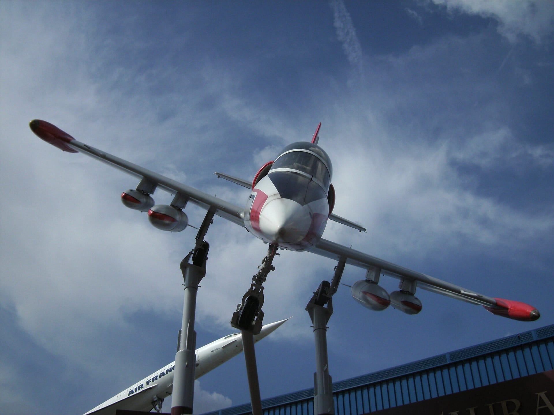Aero L-39 Albatros seen nose-on
