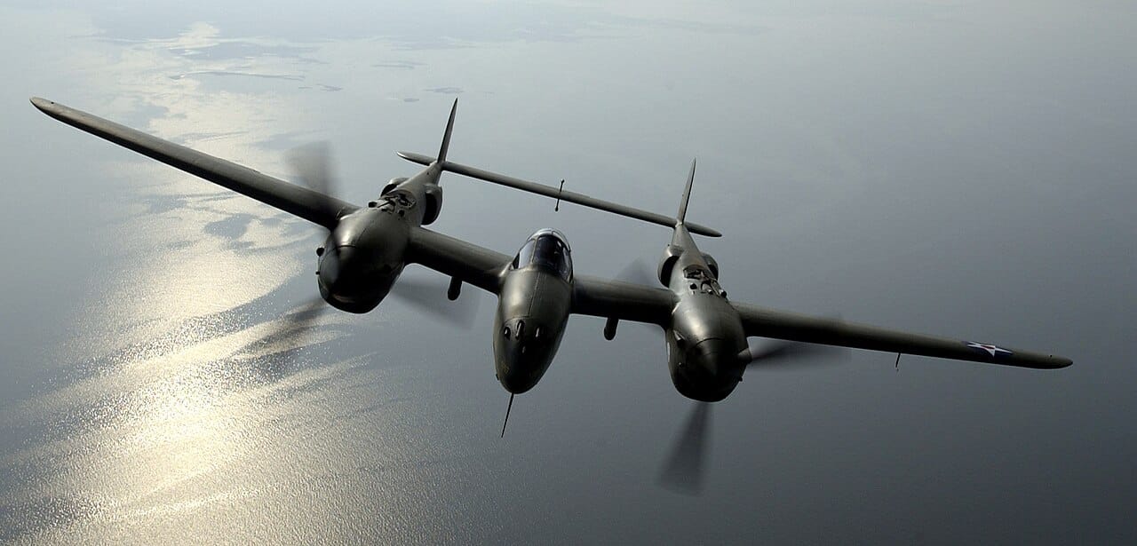 Glacier Girl, the recovered P-38F Lightning, in flight