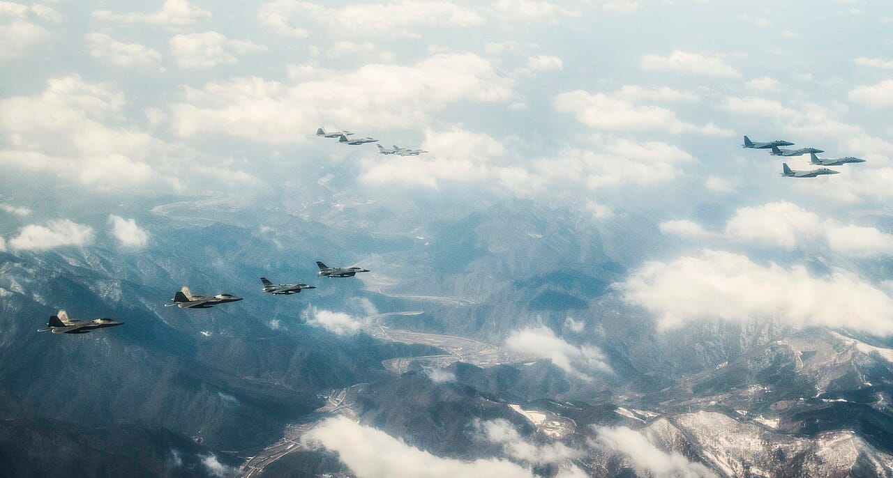 us-rok-f22-osan-korea