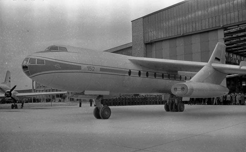 East Germany’s Jetliner Killed Itself on Flight Two
