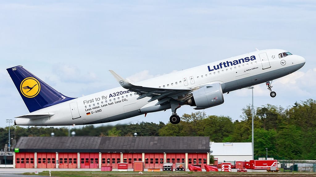 Lufthansa A320neo at Frankfurt