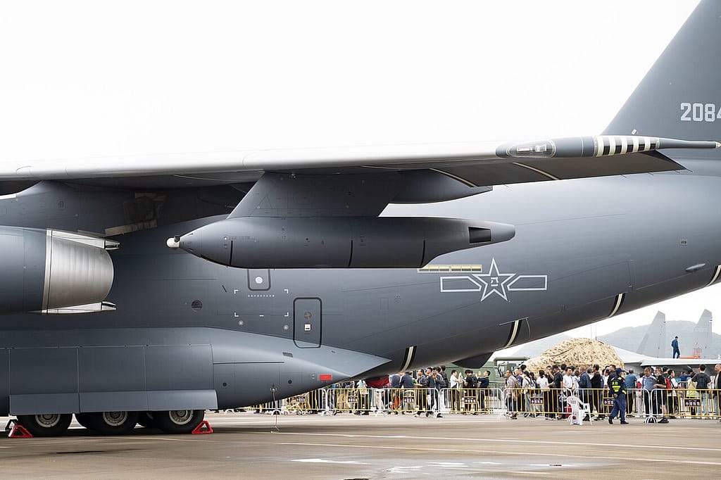 Xian Y-20 with aerial refuelling pod