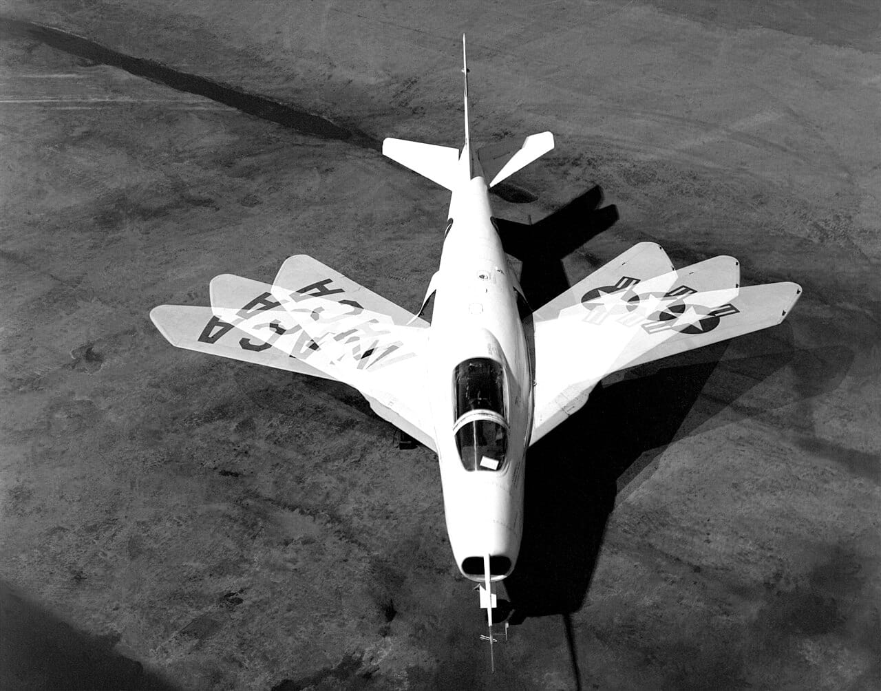 Bell X-5 variable-sweep research aircraft
