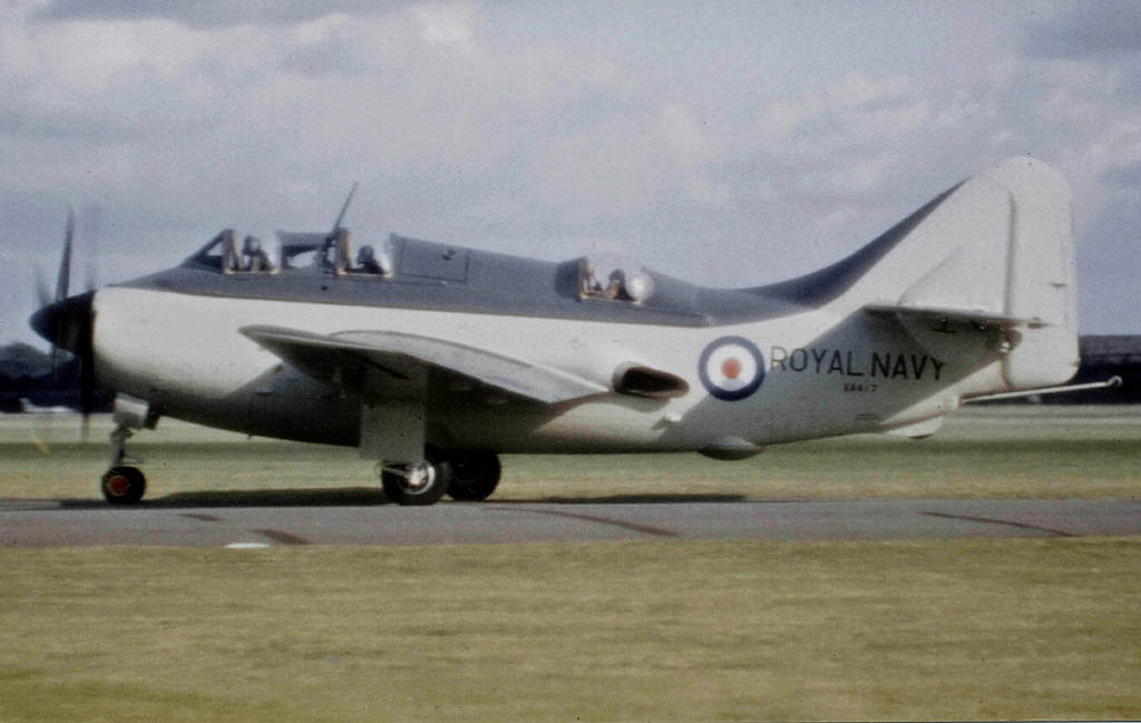 Fairey Gannet AS.4 anti-submarine aircraft, 1956. Photo: RuthAS / Wikimedia Commons (CC BY 3.0).