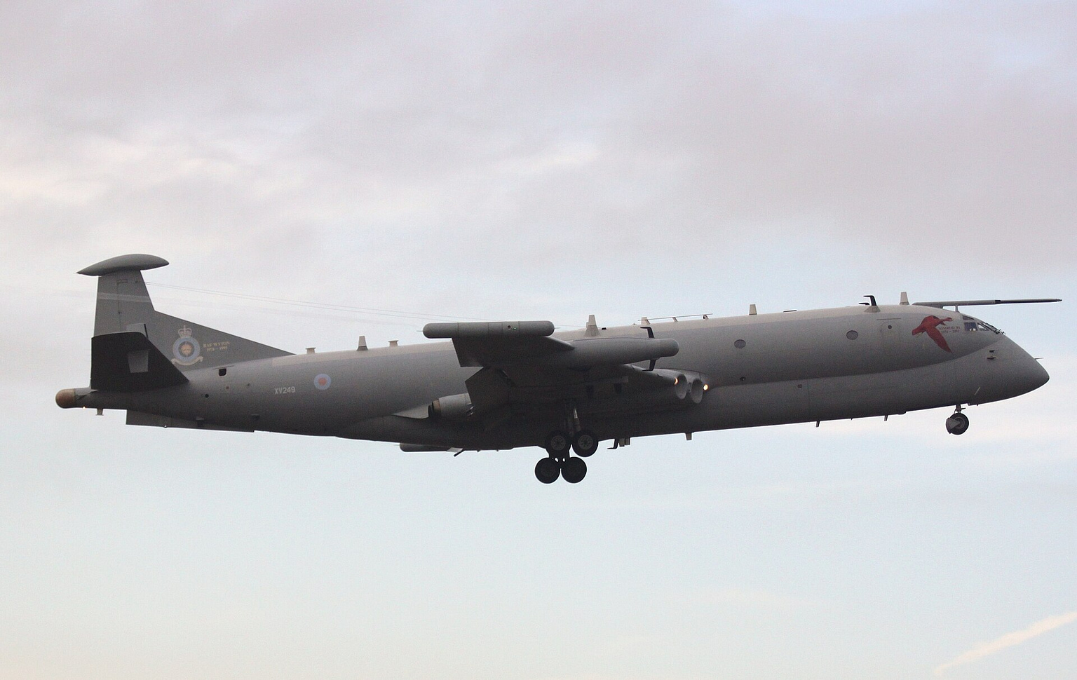 Hawker Siddeley Nimrod R1 of No. 51 Squadron on approach to RAF Waddington. Photo: Jerry Gunner / Wikimedia Commons (CC BY 2.0).