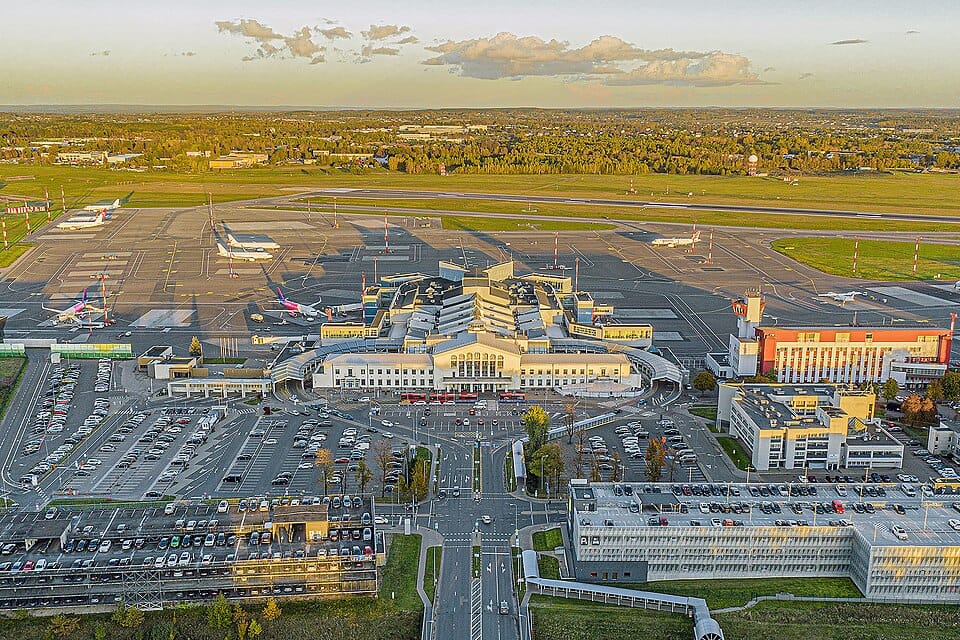 Lithuania Shuts Airport Over Smuggler Balloons