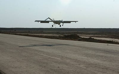 Army Builds Drone That Steals Enemy Drones