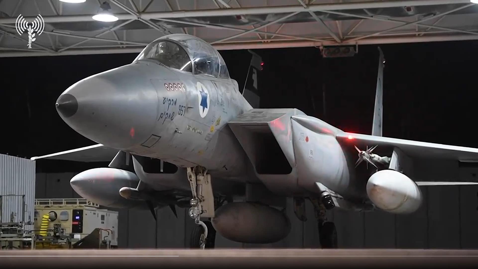 F-15D Baz 957 still in service 2024