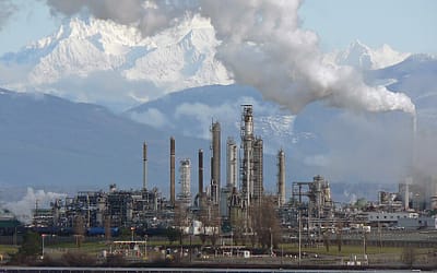 Ukraine Strikes Moscow Refinery in 137-Drone Barrage as Russia’s Fuel Crisis Hits 21-Year Low