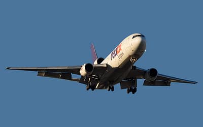 The FedEx Crew Who Rolled a DC-10 to Survive