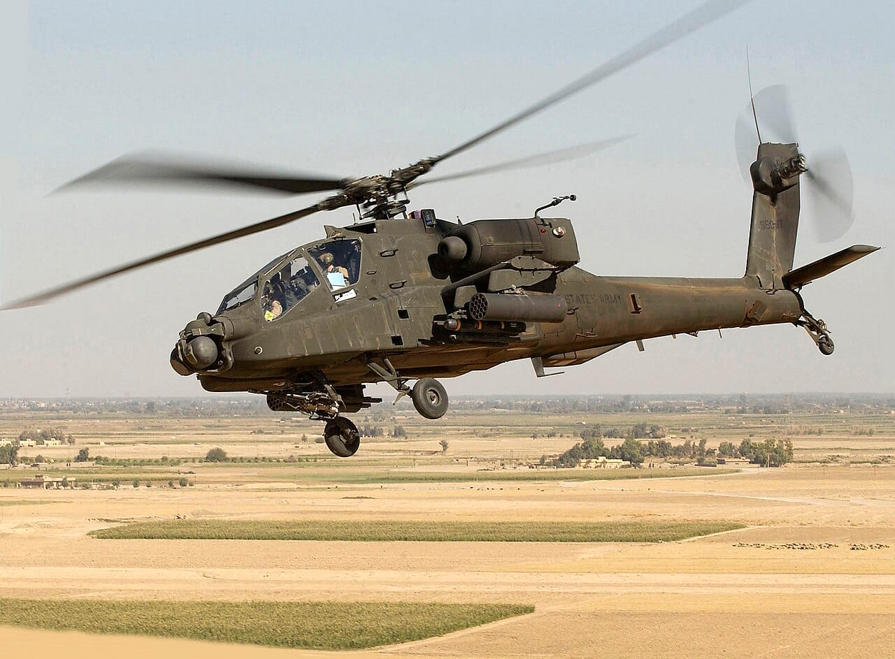 An Army Apache Goes Down in Texas A U.S. Army AH-64 Apache attack helicopter